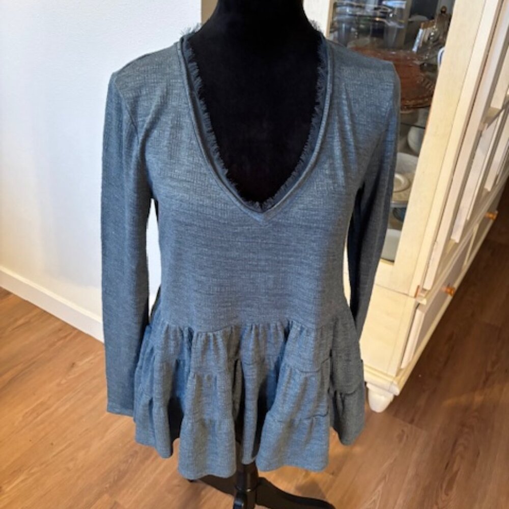 Deletta Anthropologie Blue Long Sleeve Tiered V Neck Top Oversized NWOT XS/S